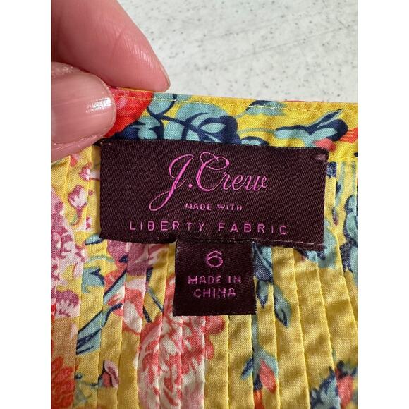 J Crew Liberty Fabric Magical Bouquet Popover Top Size 6 Yellow Floral A16 - Picture 5 of 7